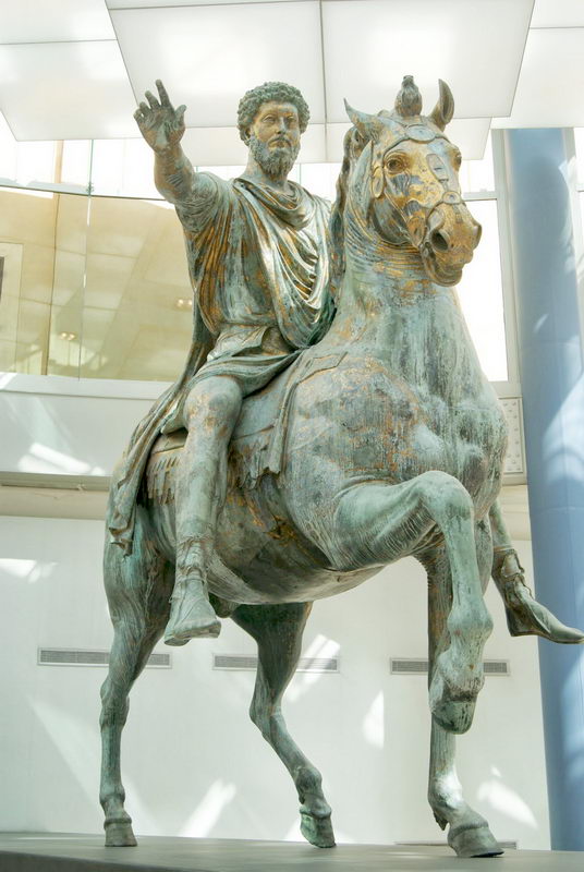 Marco Aurelio emperadores buenos